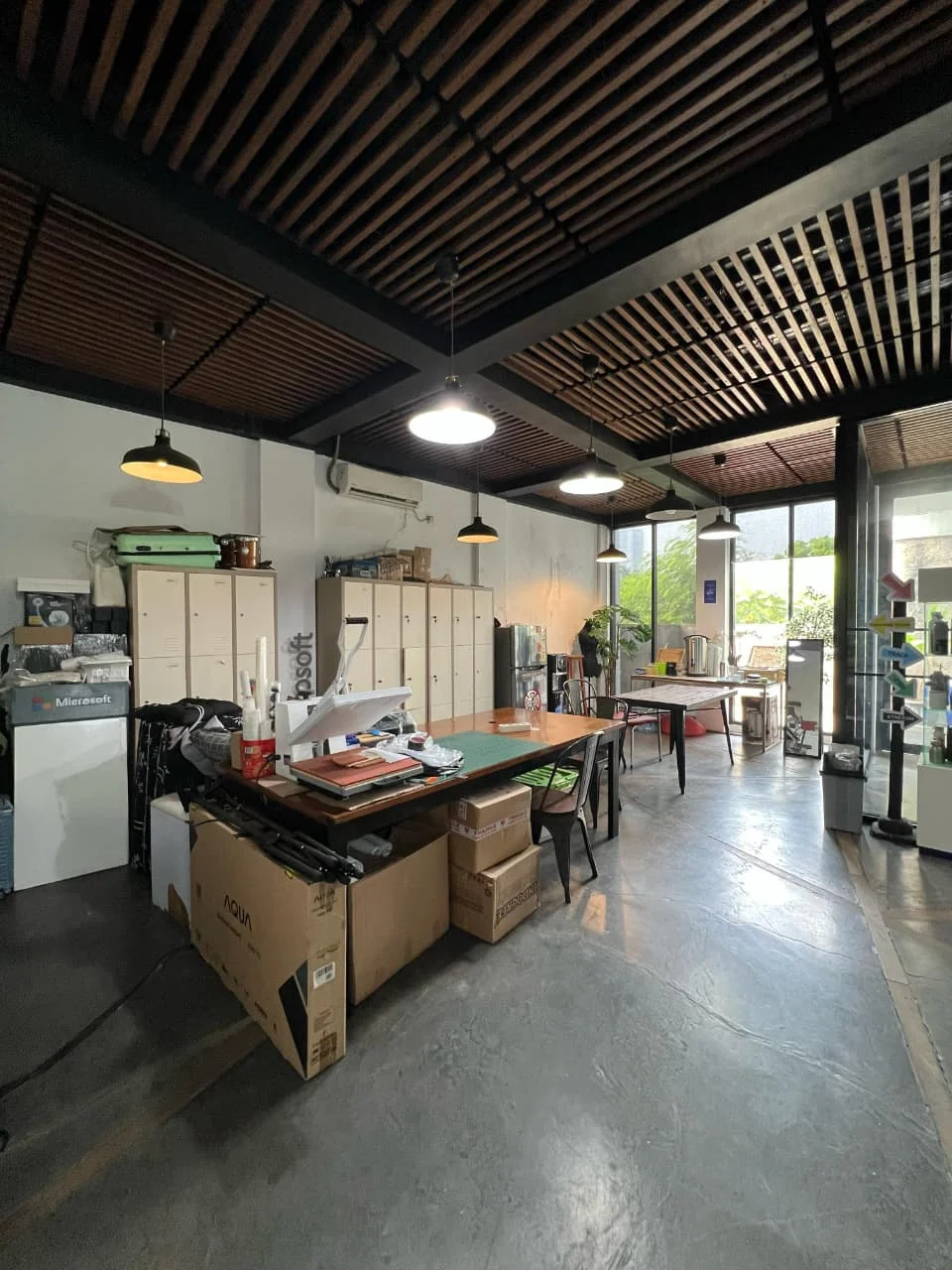 MINI OFFICE BUILDING  LOKASI STRATEGIS  SELANGKAH KE STASIUN MRT & PINTU TOL JOR FATMAWATI 